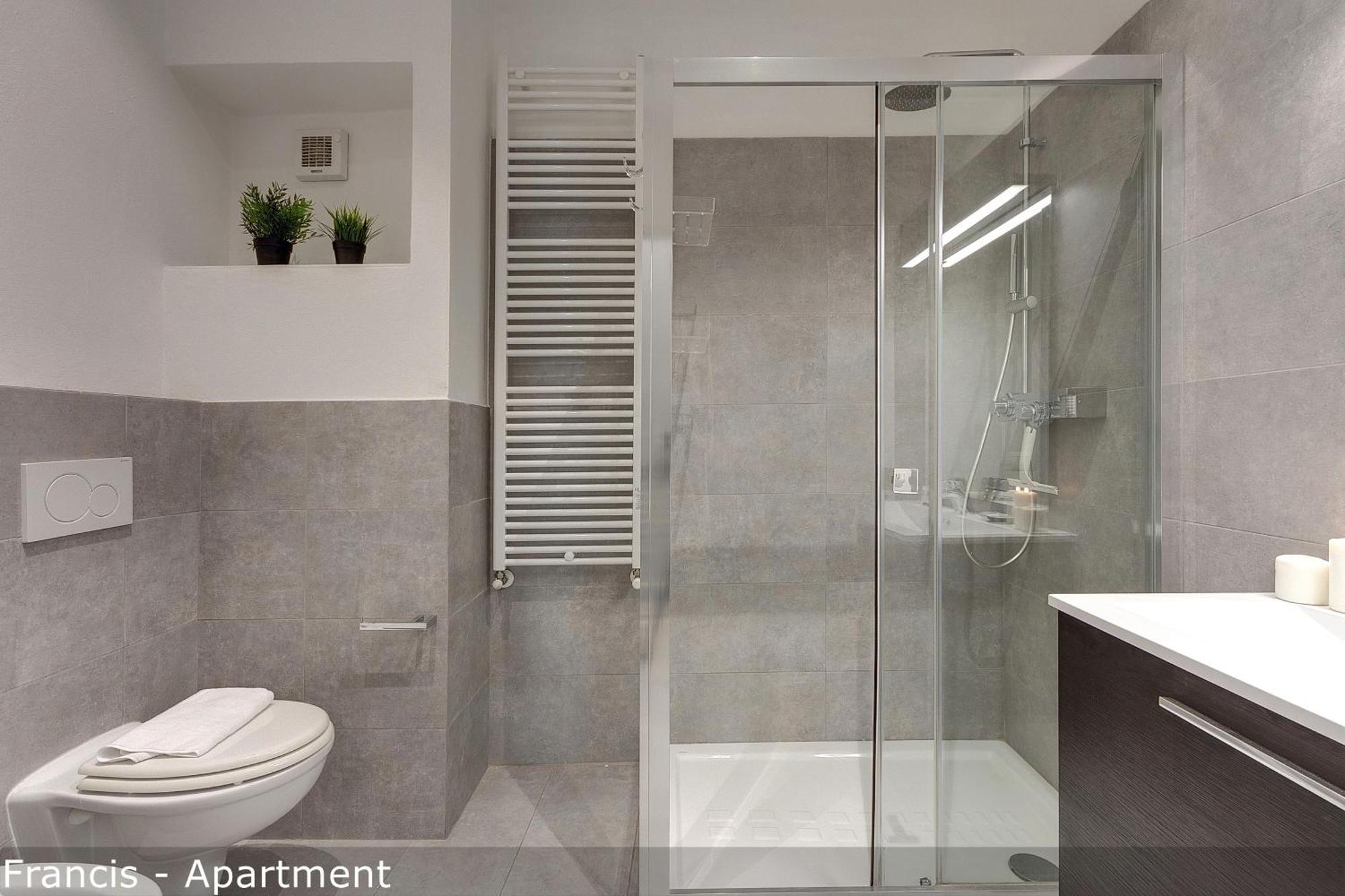 Jake & Francis Apartments By Mamo Florence Luaran gambar